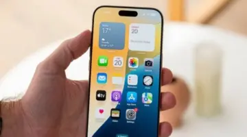 هاتف iPhone 16 Pro Max في عام 2026: لماذا لا يزال الهاتف الرائد الأقدم خيارًا أفضل للشراء من هاتف iPhone 17 Pro Max؟